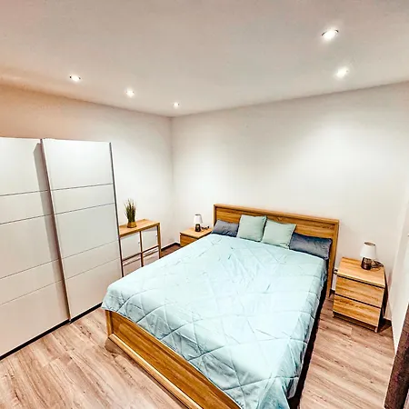 Nest -